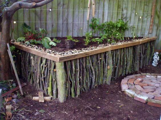 20 DIY Raised Garden Bed Ideas That Made Out Of Easy-to-find Materials - 147