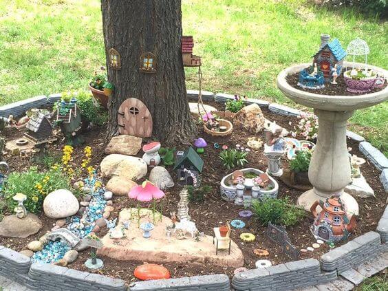 52 Awesome Backyard Ideas Inspired Gnome Garden Ideas - 369