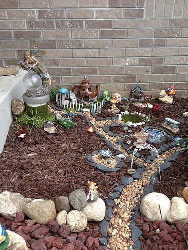 52 Awesome Backyard Ideas Inspired Gnome Garden Ideas - 391