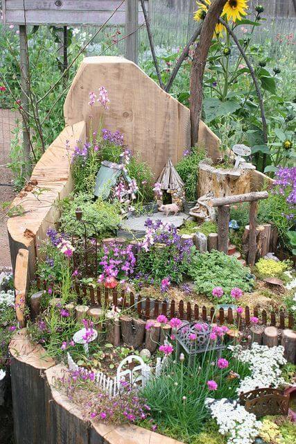 52 Awesome Backyard Ideas Inspired Gnome Garden Ideas - 413