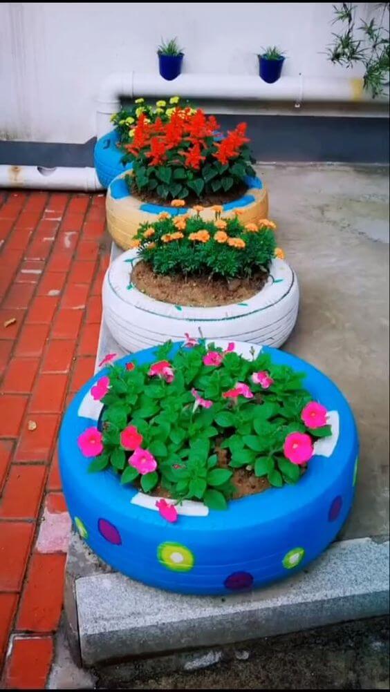29 Unique Ideas Made From Tires To Change The Look Of Your Garden - 185