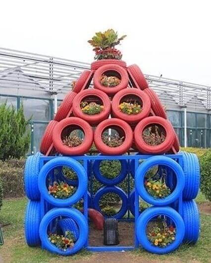 29 Unique Ideas Made From Tires To Change The Look Of Your Garden - 235