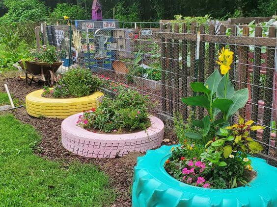 21 Upcycled Flower Bed Ideas - 133