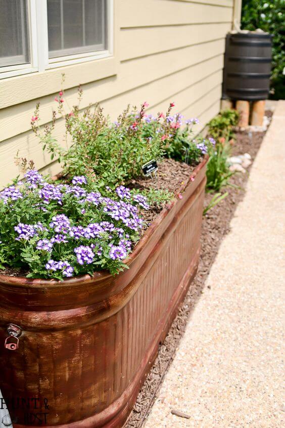 21 Upcycled Flower Bed Ideas - 145